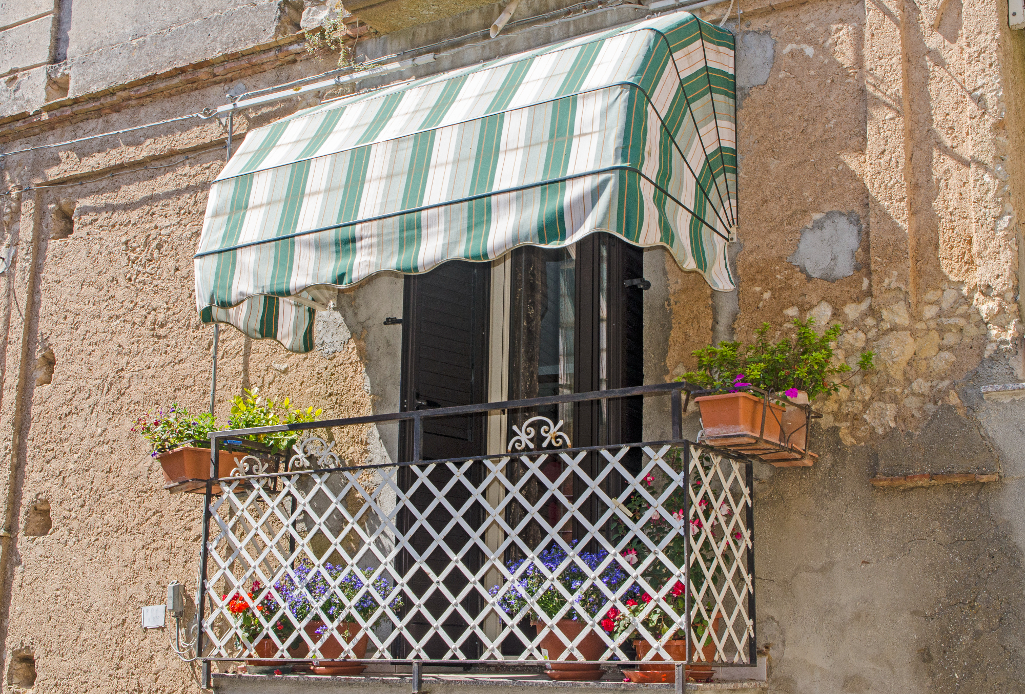 Scegli il meglio per la tua casa con tende da sole Trieste